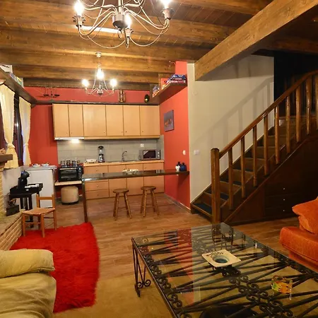 γήλοφος Ano Trikala